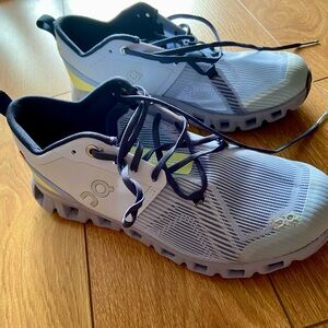 On Running Women’s Lilac Gym Shoes